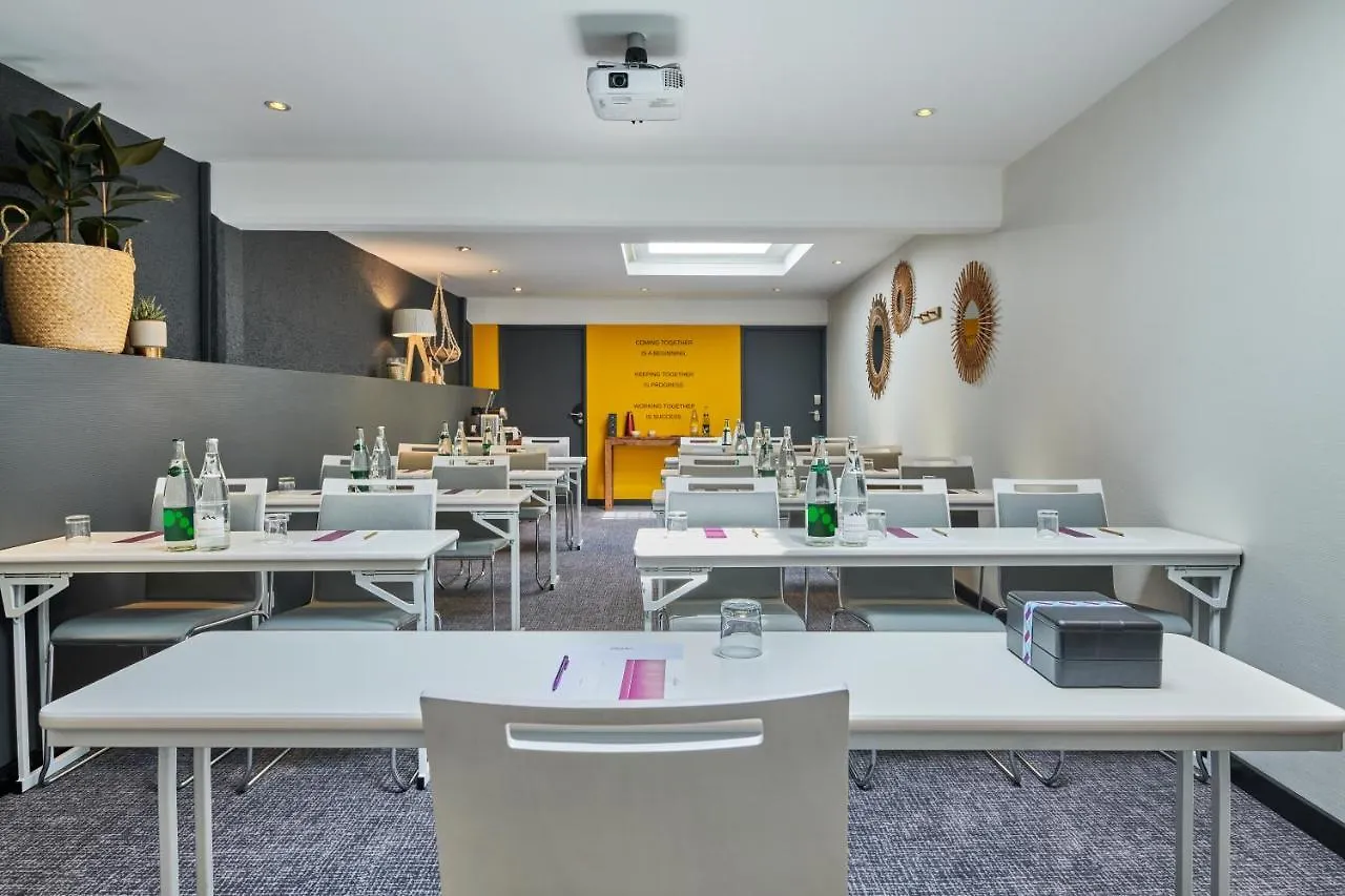 Mercure Paris 15 Porte De Versailles 4*,